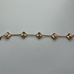 Gold Clover Bracelet | Dainty Minimal | Luxury Inspired | Everyday Jewelry